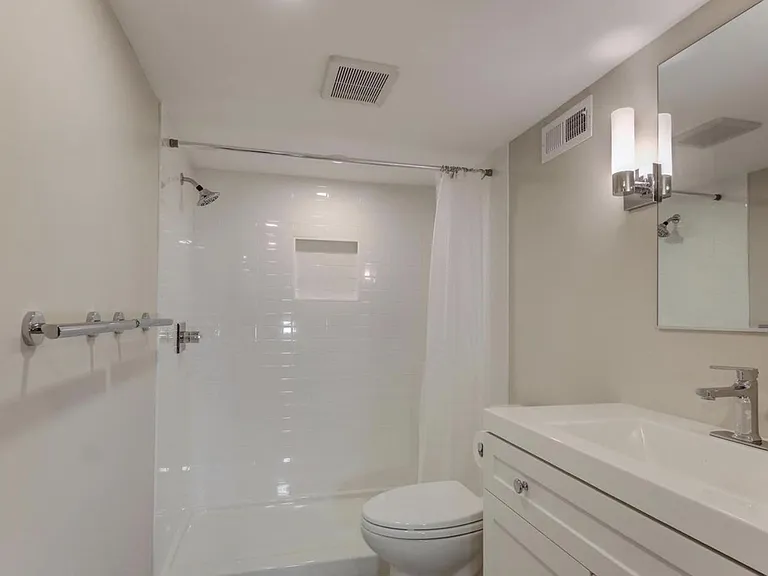 1435 Jackson St NE — Photo 18