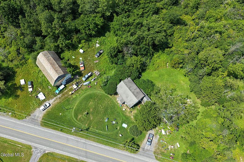 3rd image of 9586 Duanesburg Road