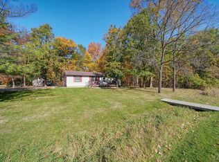 7438 Surrey Dr, Onsted, MI