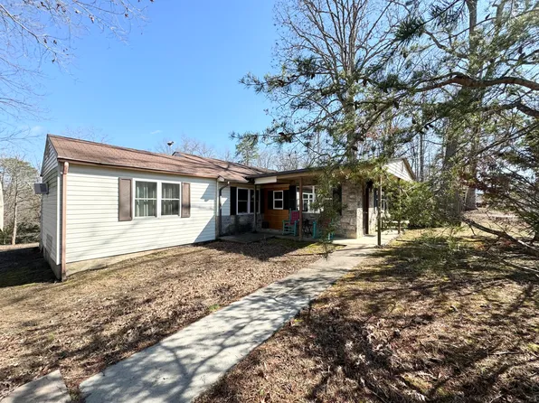 2145 Childress Rd, Dandridge, TN 37725