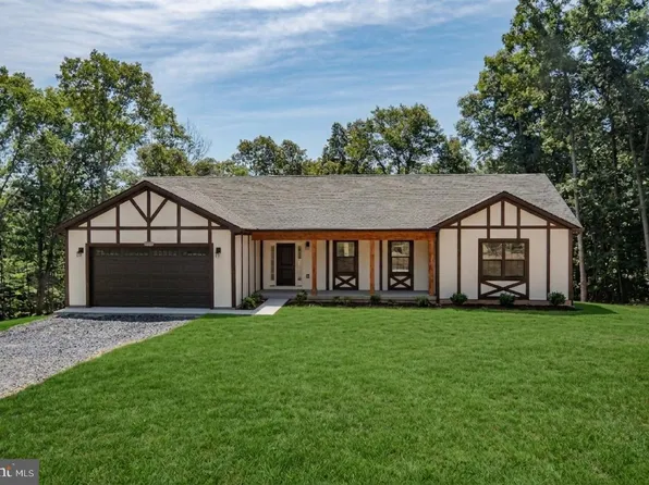 150 E Four Seasons Dr, Gore, VA 22637
