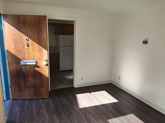 4th image of 1162 Charnelton St APT 4