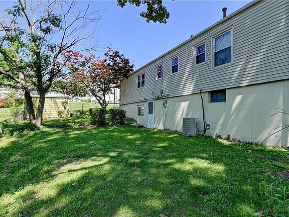 4th image of 2917 N McComas Ln