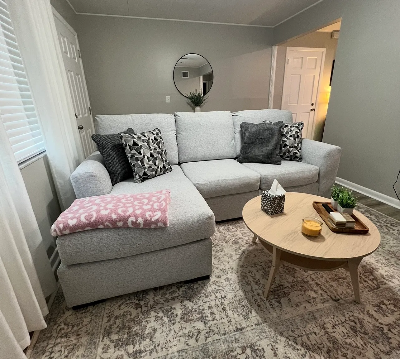 2 bed, 1002 sqft, $2,300 — Photo 3