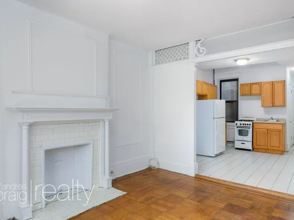 155 Amity Street image 3 of 7