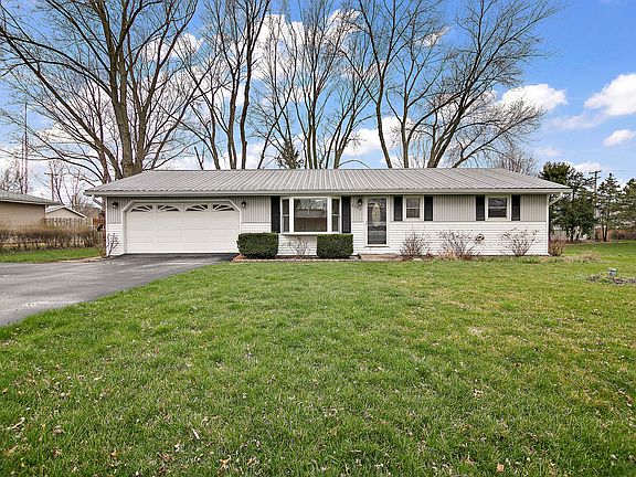 2nd image of 2990 N Osage Dr