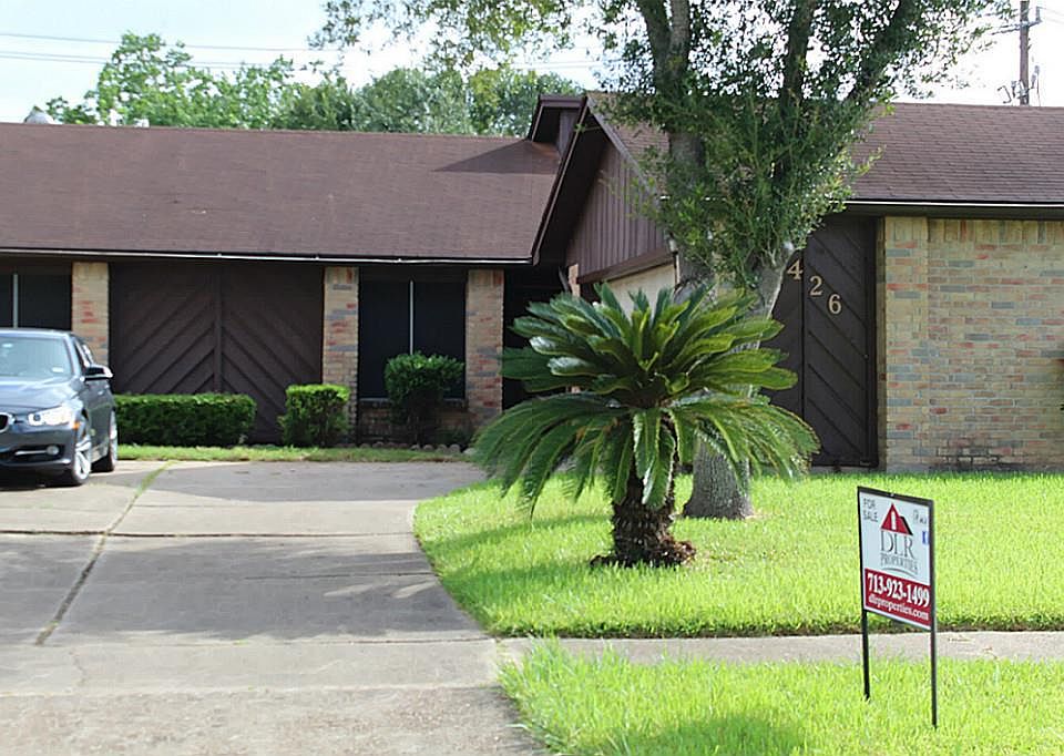 1st image of 8426 Quail Crest Dr