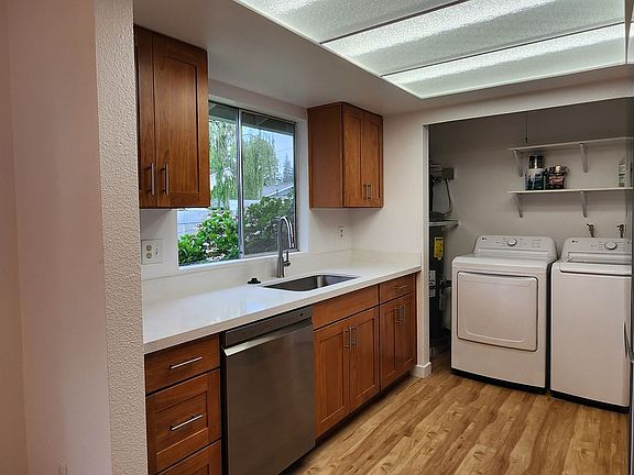 5th image of 3522-24 132nd St SW #99f62dbbf