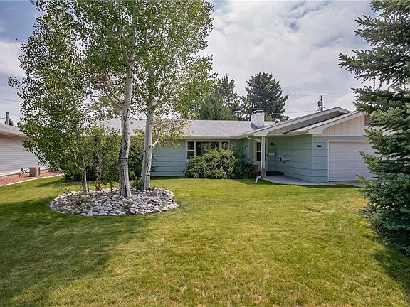 2nd image of 1112 Delphinium Dr