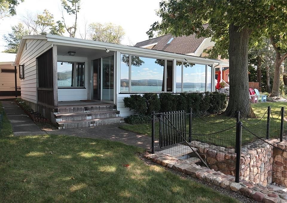 4194 E Lake Rd, Canandaigua, NY 14424 Zillow