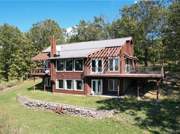 30507 Astrid Loop, Edwards, MO 65326
