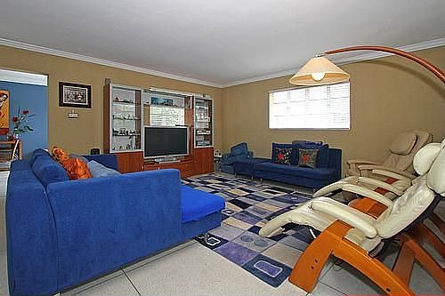 3rd image of 1425 Baracoa Ave