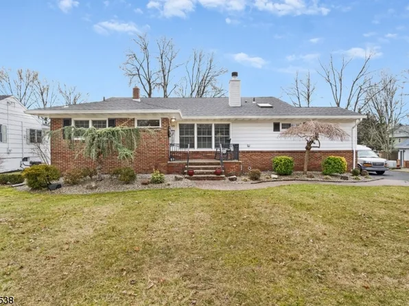 99 William St, Clark Twp., NJ 07066