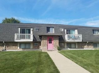 520 Parkview Ln #8, Lockport, IL 60441