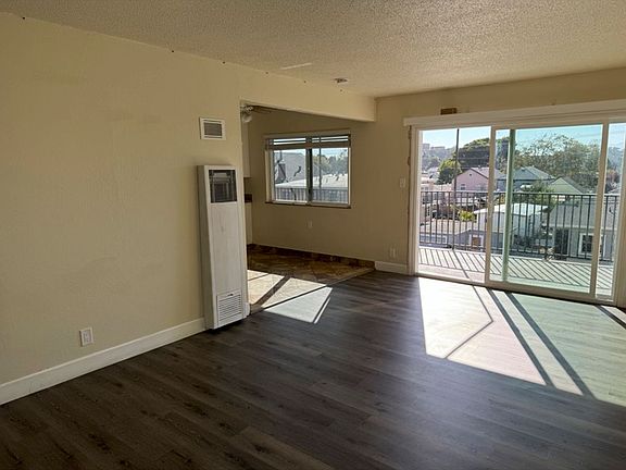 5th image of 570 19th St #50