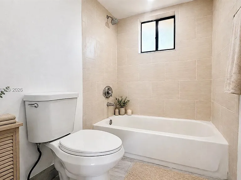 8615 NW 8th St #421 — Photo 27