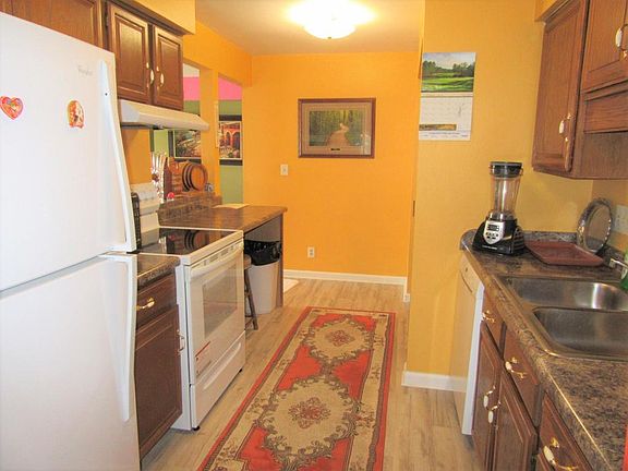 4th image of 4454 S Greenridge Cir #4454