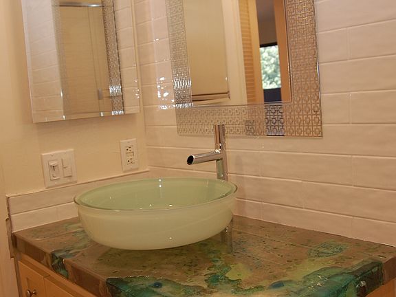 2nd image of 1505 Barry Ave #115