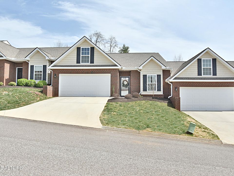 1st image of 1414 Remington Grove Ln