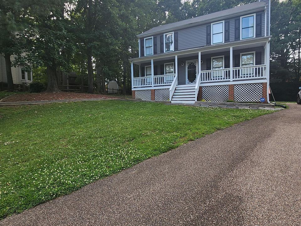 1st image of 302 Grinell Dr