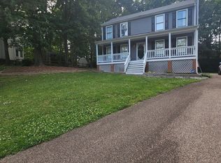 302 Grinell Dr, North Chesterfield, VA 23236