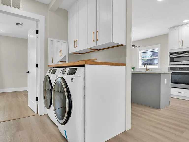 2906 W Nassau St — Photo 17
