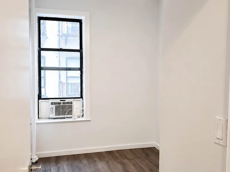 520 W 134th St #1D — Photo 7