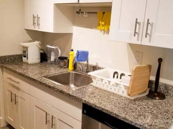 8651 Westminster Hwy #324, Richmond, BC V6X 3E3