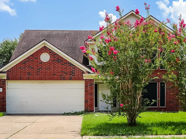 2131 War Admiral Dr — Photo 1
