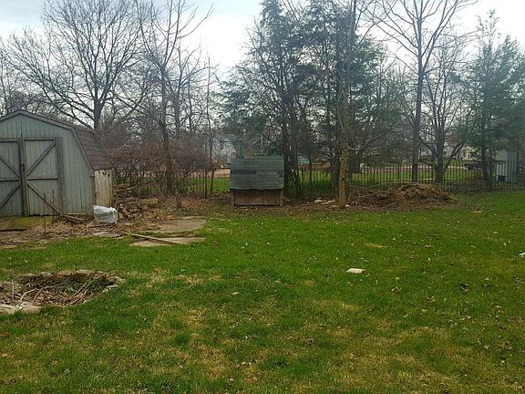 5th image of 298 Garfield Ave