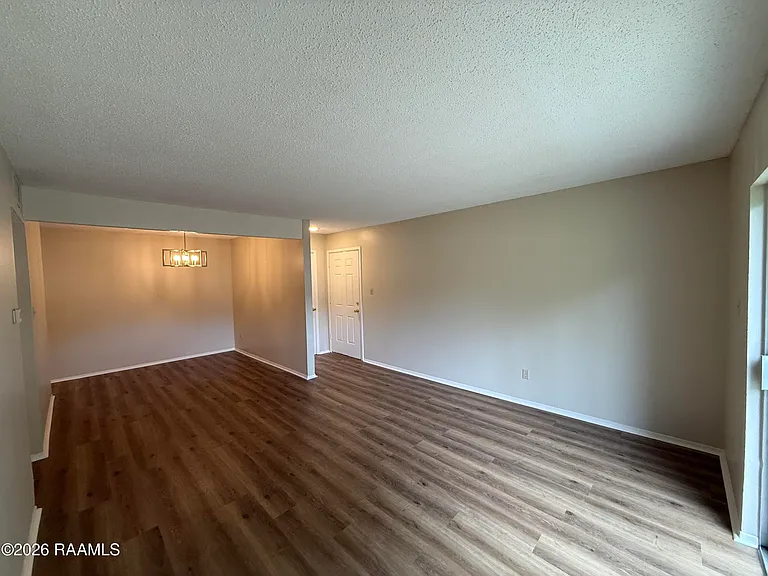 200 High Meadows Blvd #121 — Photo 4