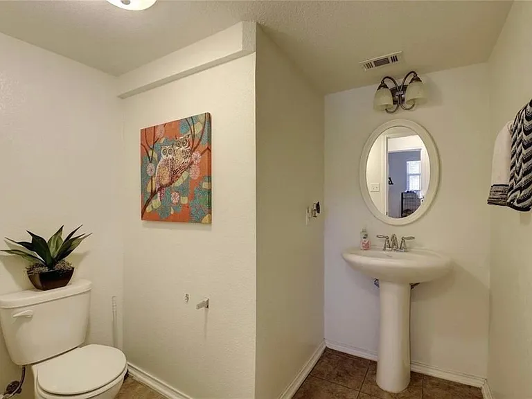 1054 Dorn — Photo 22
