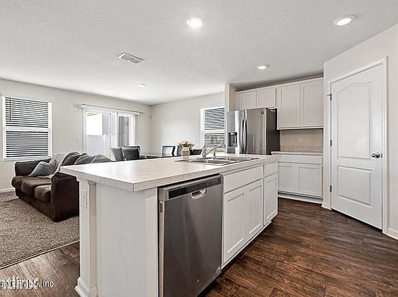 3rd image of 15741R Palfrey Chase Dr