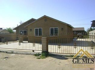 2213 Henley St, Bakersfield, CA 93307