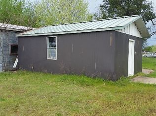 304 SW E St, Antlers, OK 74523