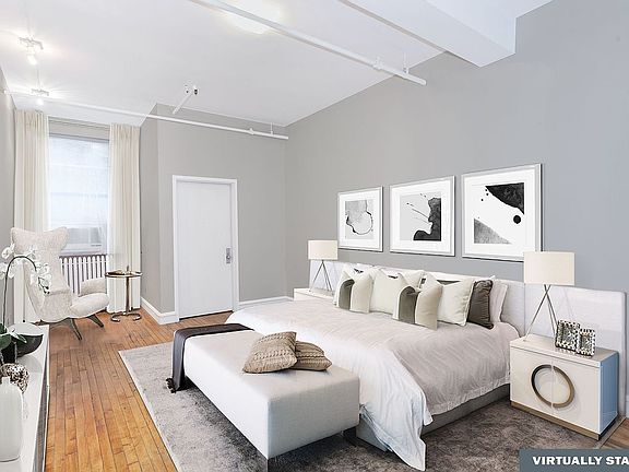 4th image of 14 E 33rd St #3