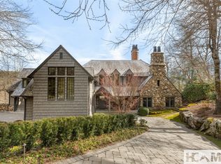 585 Moorewood Cir, Highlands, NC 28741