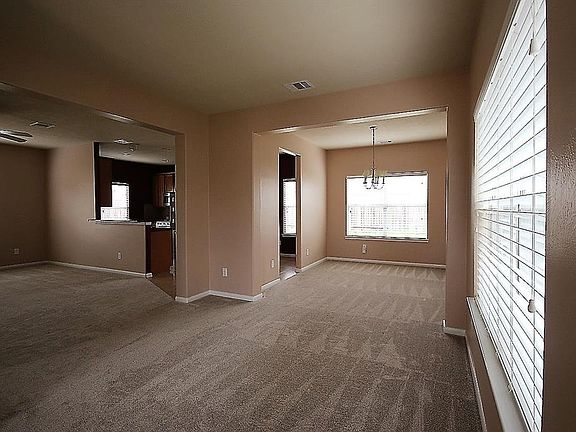 4th image of 10814 Elgar Ln
