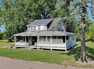 32380 Redwing Ave, Shafer, MN 55074