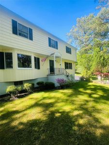 123 East Street, New York, NY, 10590