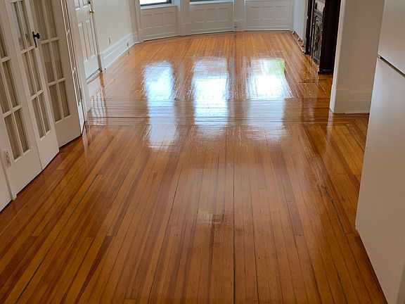 3rd image of 302 Washington Ave