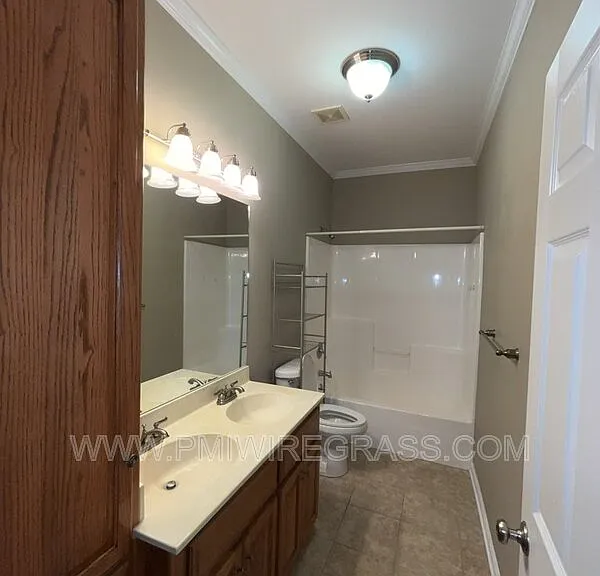 249 Windsor Garden Dr — Photo 52