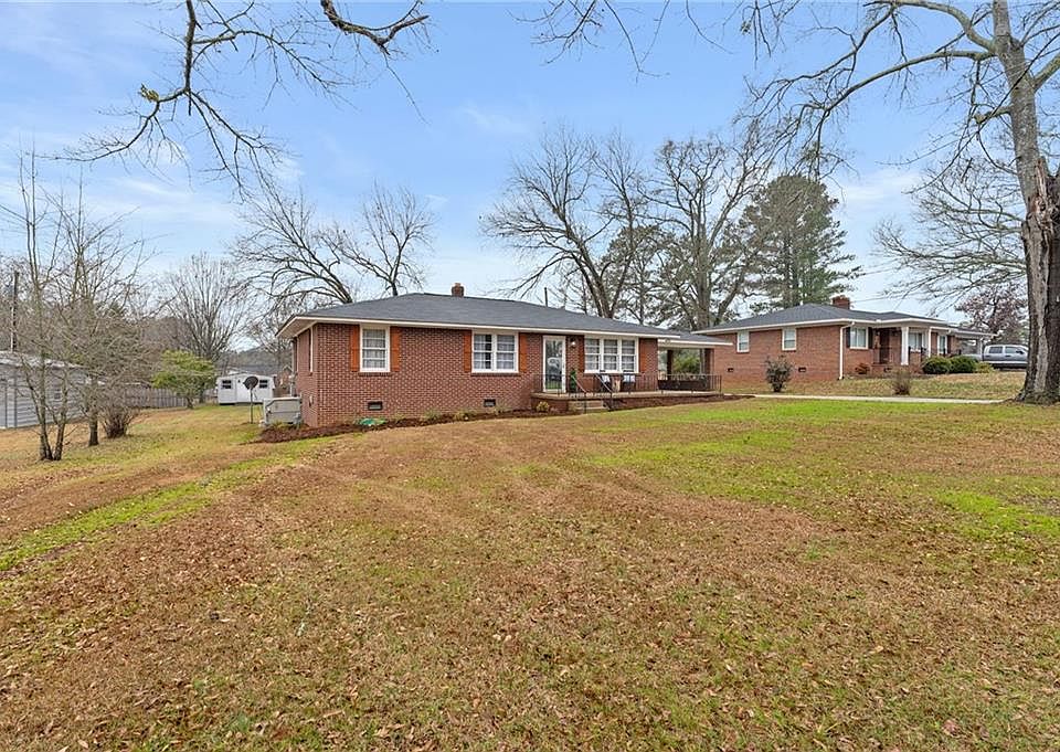 203 Forest Ln, Belton, SC 29627 Zillow
