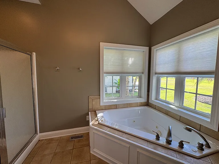 118 Captains Ln — Photo 12