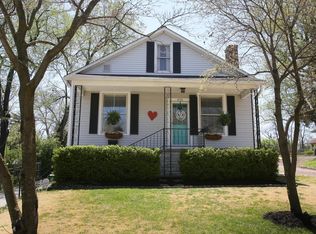 450 Oak St, Saint Louis, MO