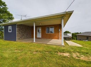 97 James Ln, Proctor, WV 26055