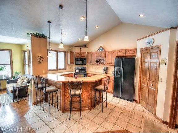 4th image of 13534 Wildflower Ln