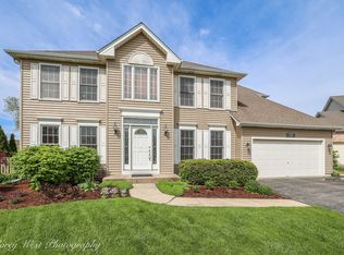 1213 Paddock Ct, Aurora, IL 60502