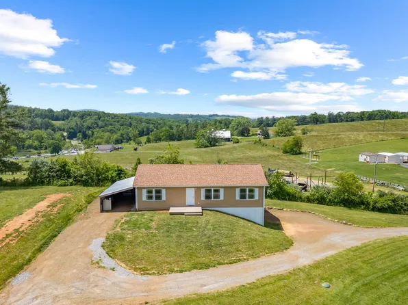233 Gallimore Ln NE, Floyd, VA 24091