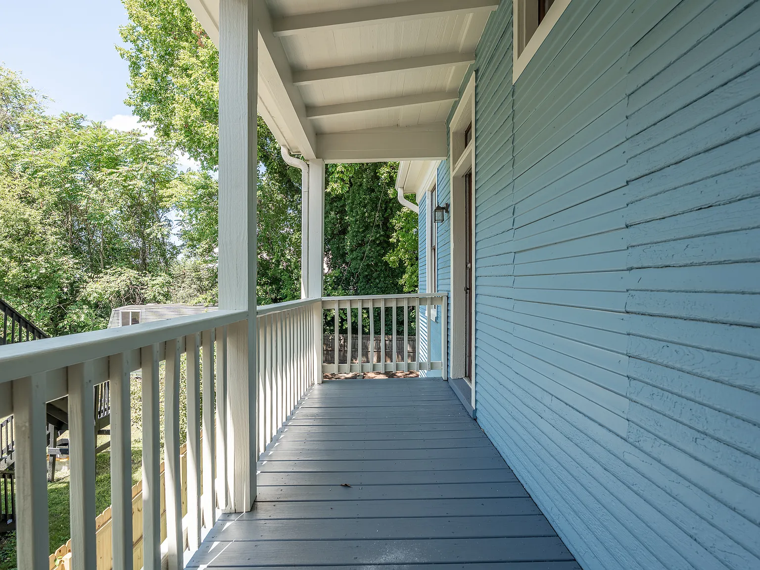 3 bed, 2.5 bath, 2076 sqft, $2,295 — Photo 4